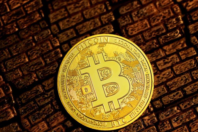 Small Missouri Town Wants To Give Residents $1,000 in Bitcoin