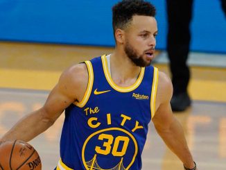 Golden State Warriors Point Guard Stephen Curry Asks for Advice