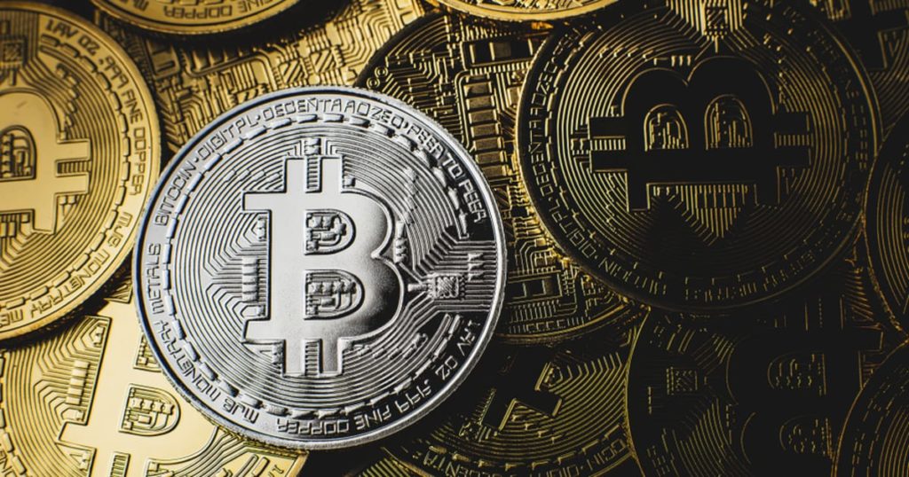 Bitcoin on Exchanges Slip as Long-Term Holders Stay Put