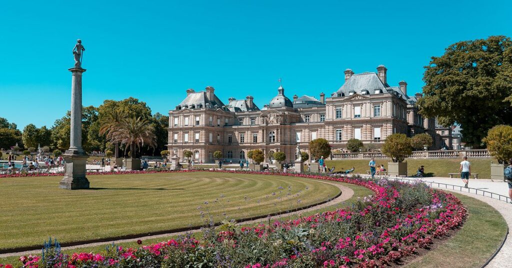 New French Bill Could Give Authorities Powers to Seize Crypto