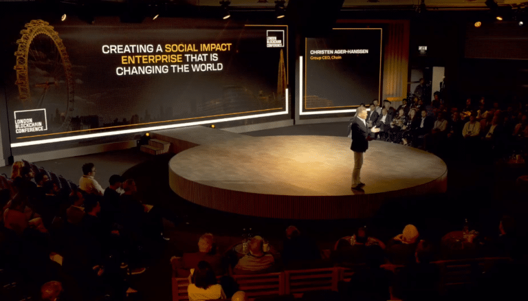 Inline ChristenAger onLBCStage.png