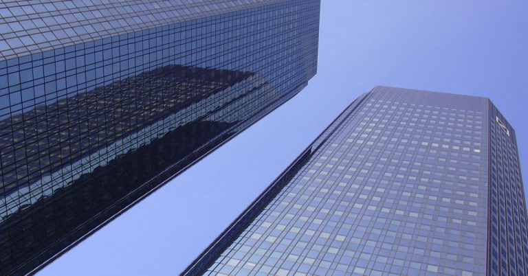 Deutsche Bank Trials a SWIFT Alternative for Stablecoins
