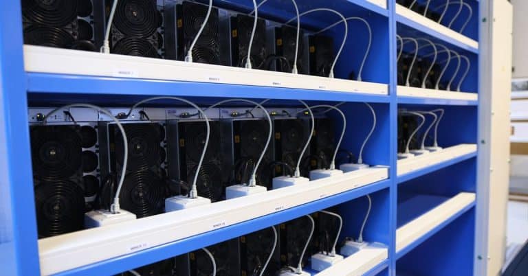 Bitcoin Miners Offload 9M BTC in Day, Sending Reserves to